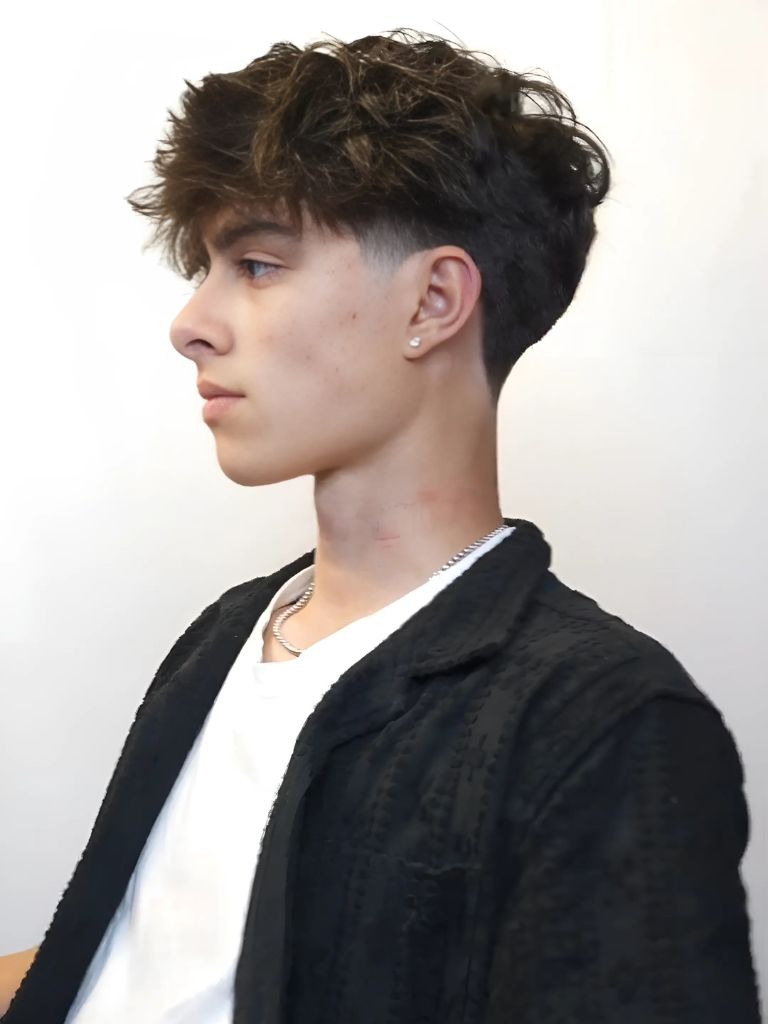 Low Drop Taper with Messy Hair
